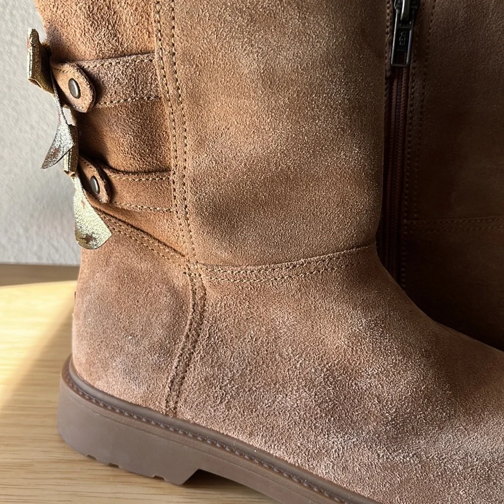 UGG Girls  Tillee Boots size 3 - Picture 7 of 11